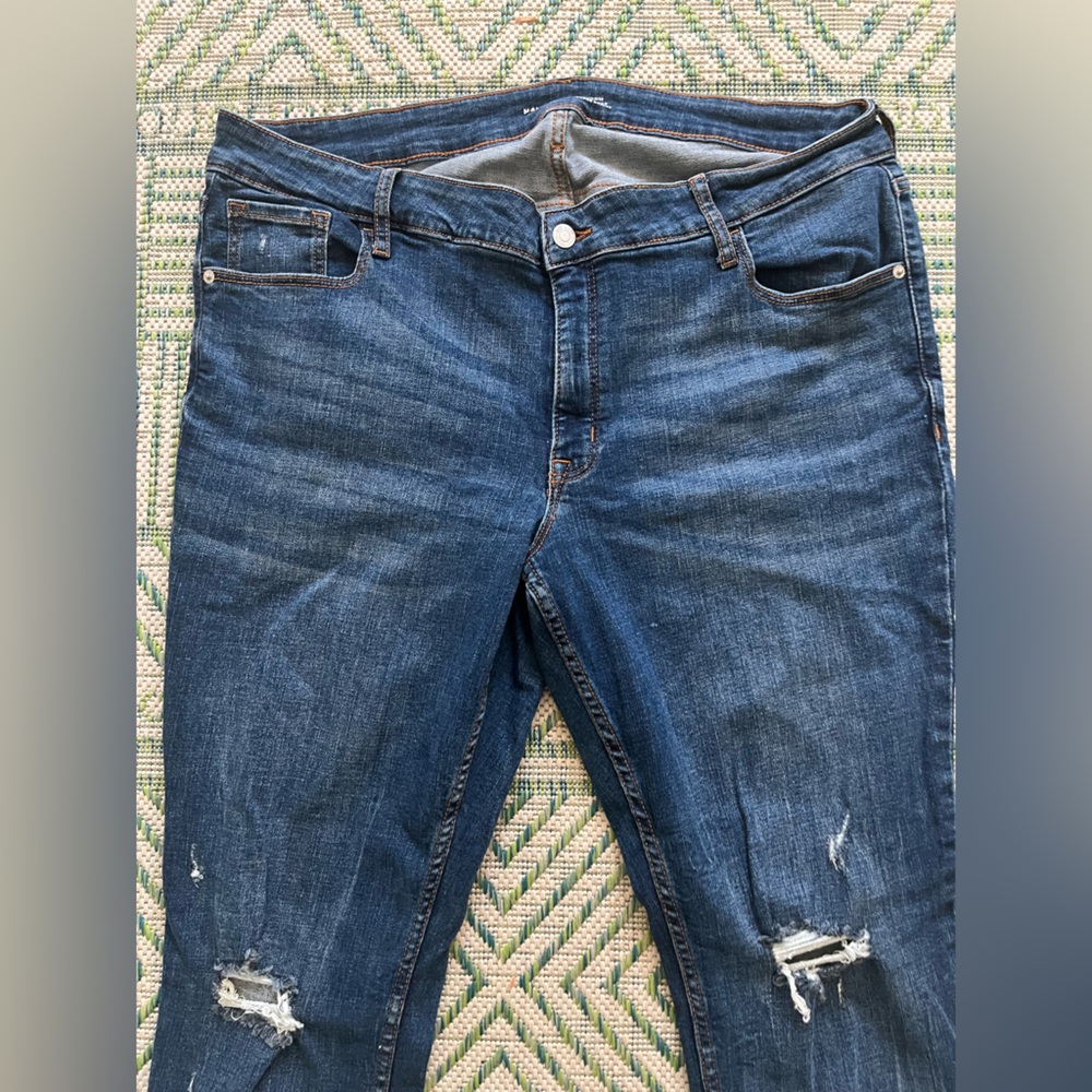 Old Navy Jeans 18 Rockstar Super Skinny Distressed Dark Blue Stretch Denim VGUC